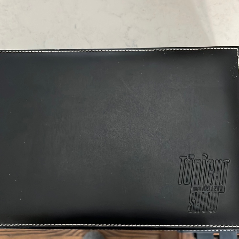 Leather cased poker game box like new - Picture 1 of 8